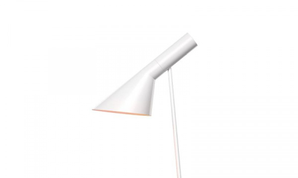 AJ フロアランプ / ホワイトLouis Poulsen（ルイスポールセン） | 公式