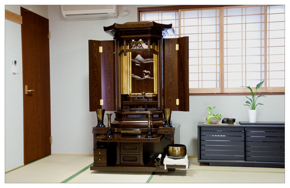 創価学会仏壇専門店（SGI仏壇）伝統仏壇【翠宝 鉄刀木（タガヤサン）】