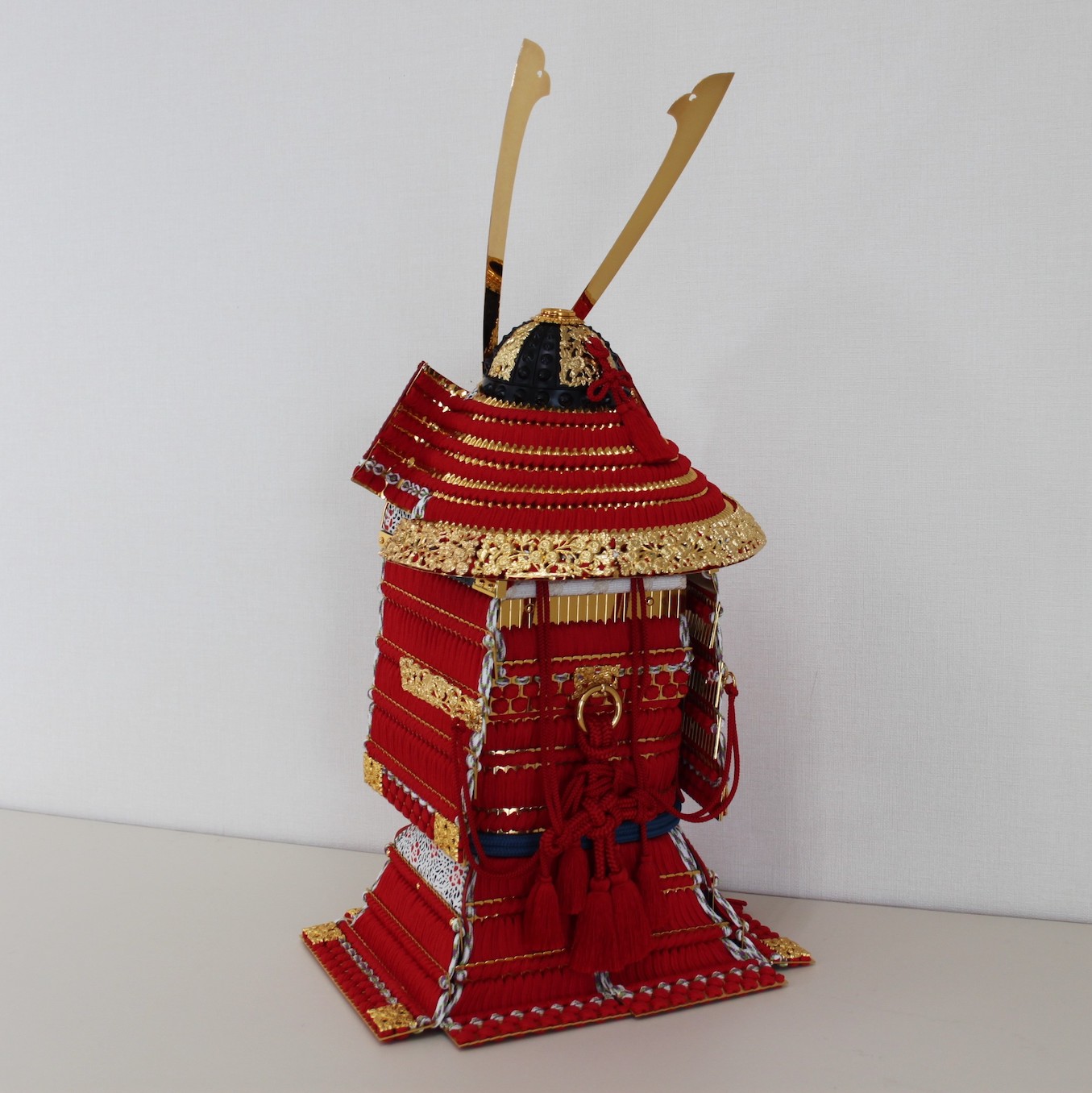 13号 奉納鎧 春日鍬形 鏡面 極上 赤 | 人形の島田