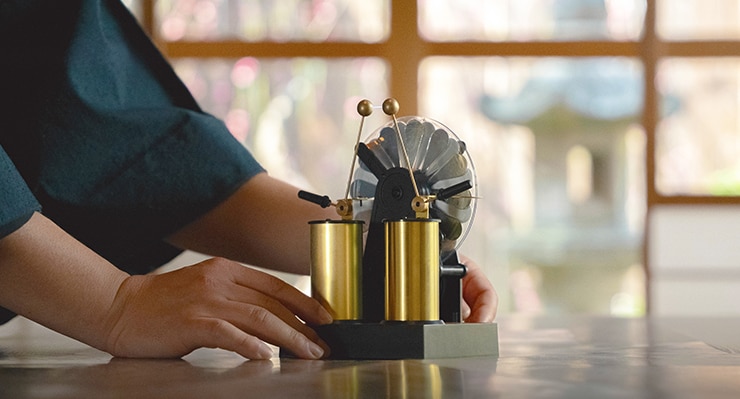 Gakken「大人の科学マガジン」×島津理化感応起電機をテーマに