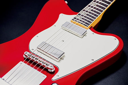 ライブパフォーマンスギター「KAMINARI×HISTORY KH-CYGNET」デビュー