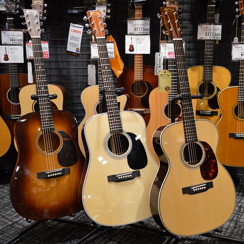 アコースティックギター定番ブランドMartinと島村楽器とのコラボモデル