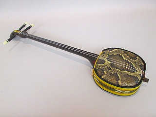 沖縄三線】夏にピッタリな、本格沖縄三線 入荷いたしました！｜島村