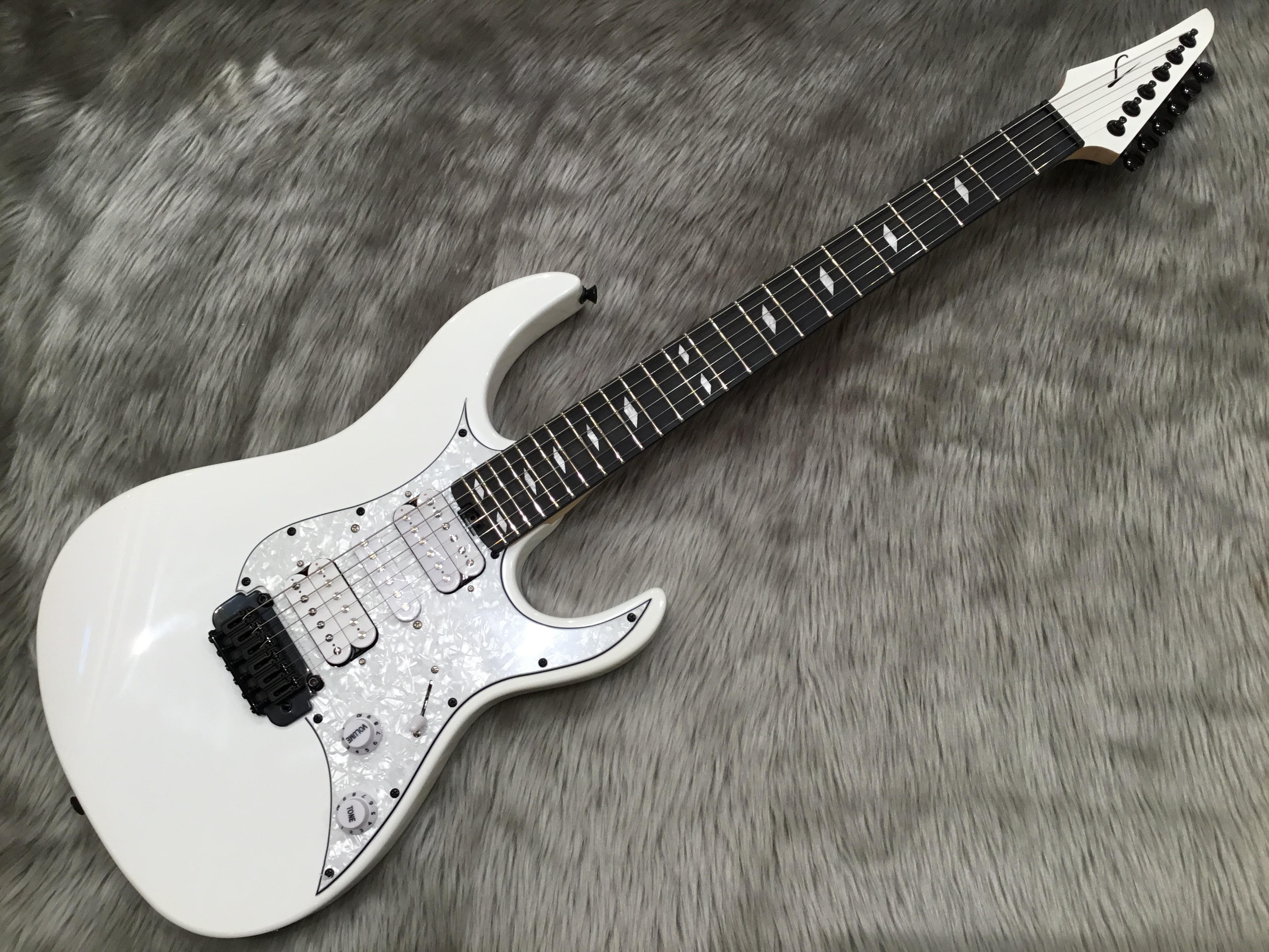 エレキギター】Legator/N6SS-LBE WH入荷しました！｜島村楽器 イオン