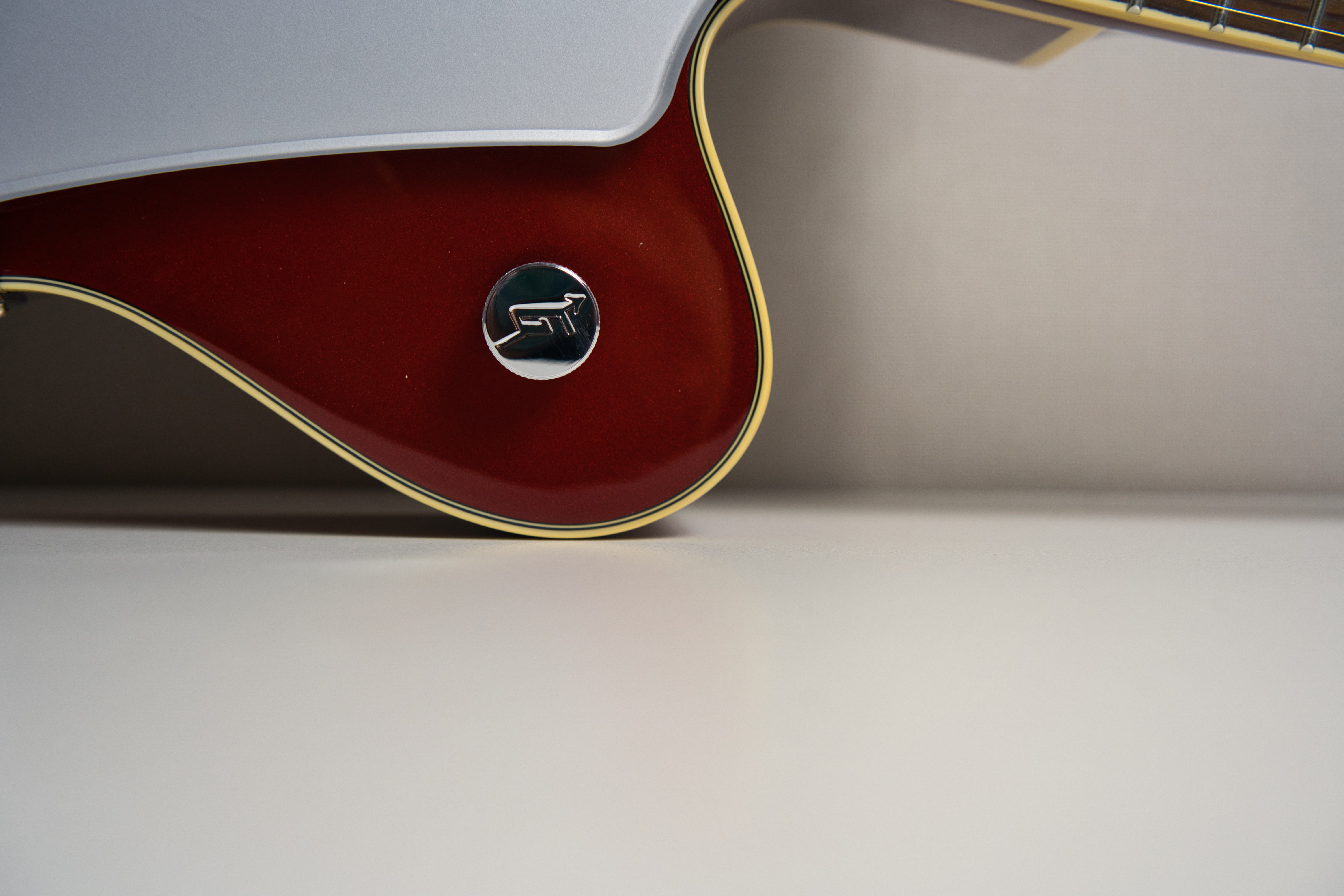 新品入荷】古き良きデザインに最新技術を詰め込んだ！Gretsch / G5420T