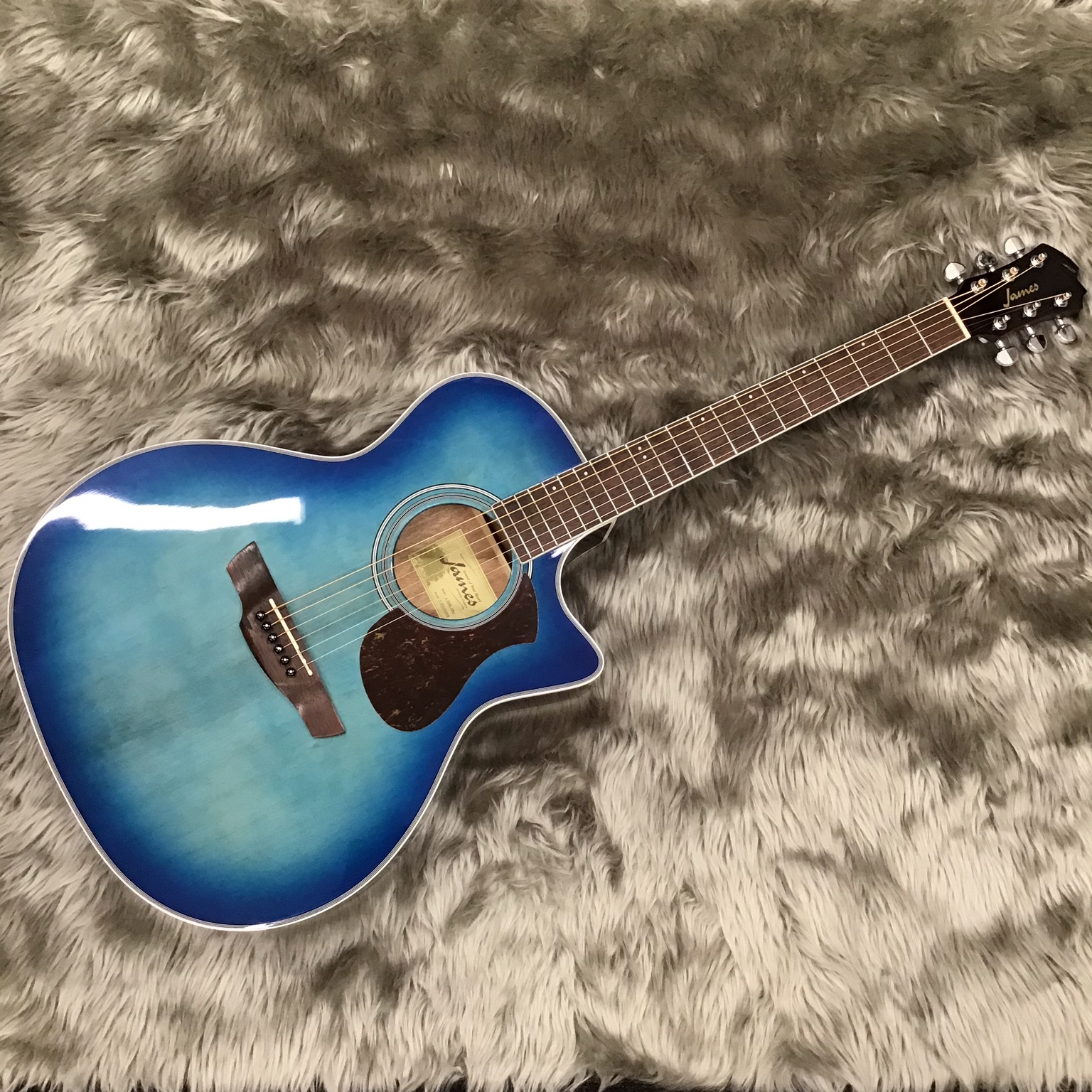 ギター入荷情報！J-350C-James（ジェームス）｜島村楽器 イオンモール