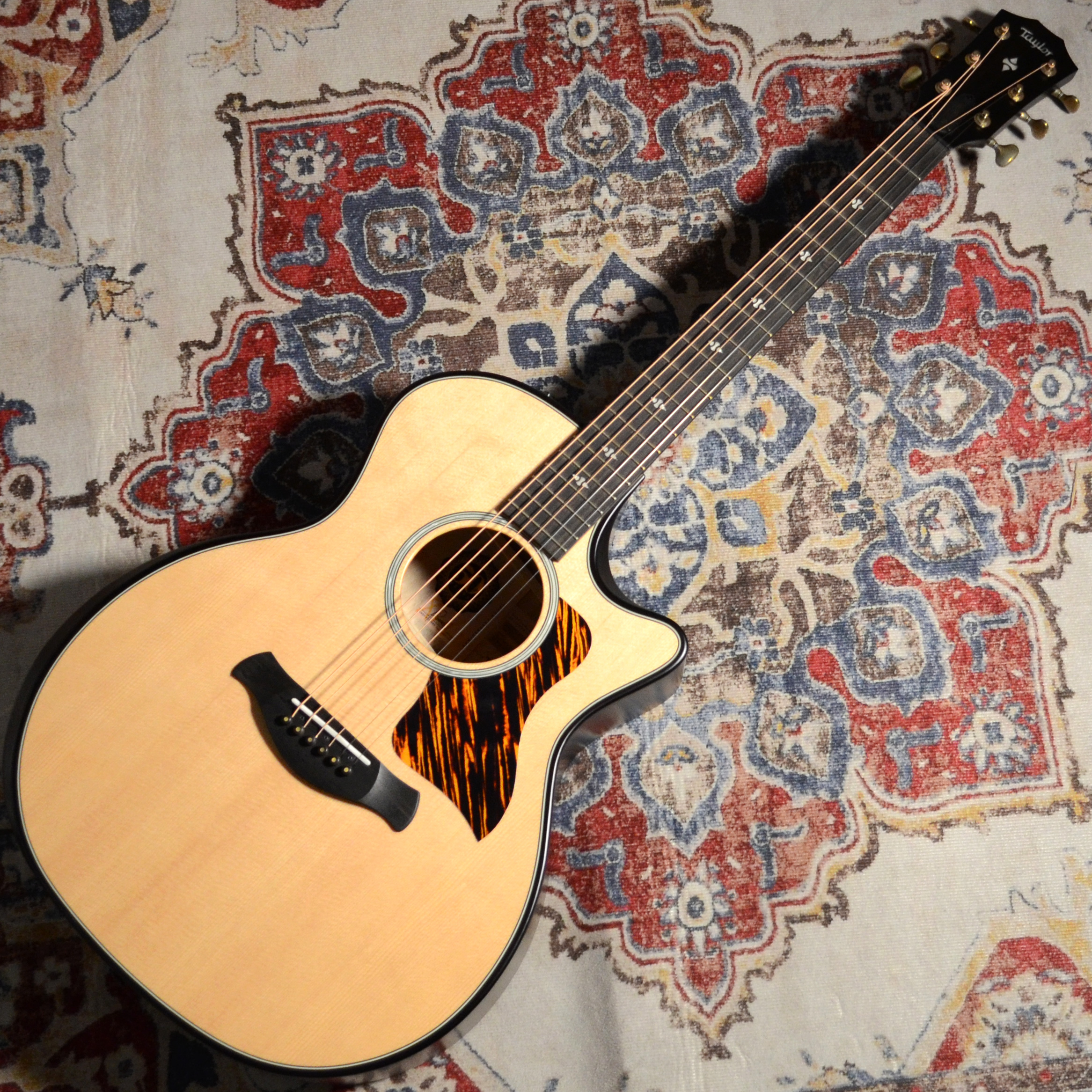 Taylor入荷情報 Vol.3】50th Anniversary Builder's Edition 314ce LTD