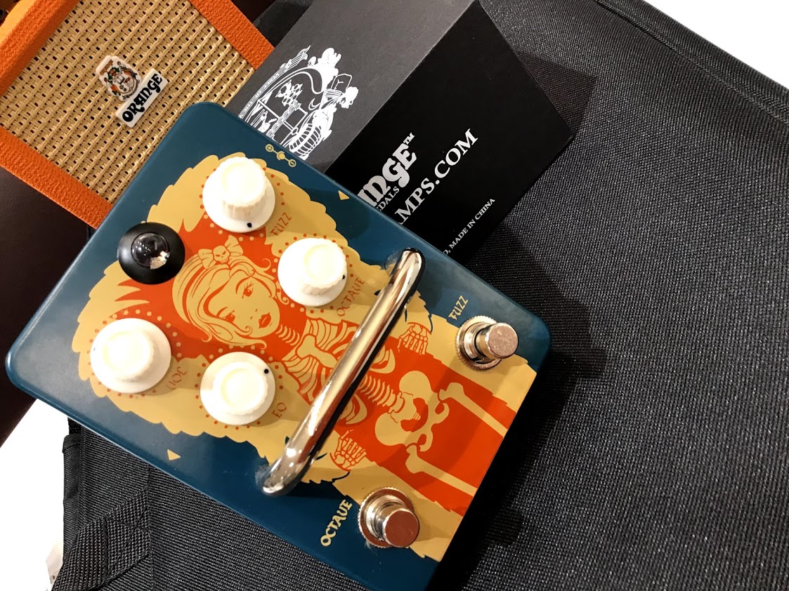 一味違うファズをお探しの方に～Orange FUR COAT～｜島村楽器 イオン