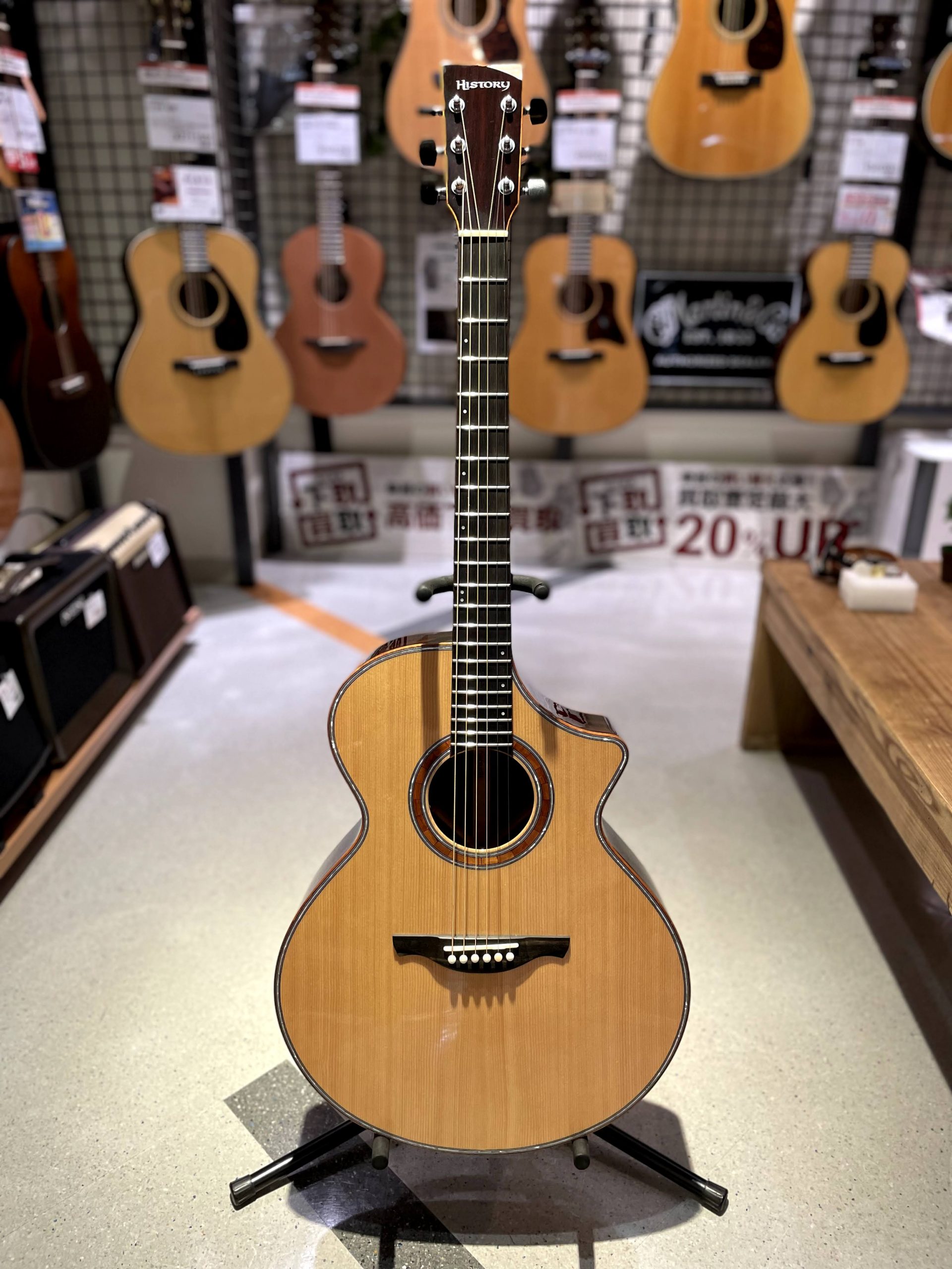 ギター入荷情報 | HISTORY NT-C/R 入荷しました！｜島村楽器 水戸マイム店