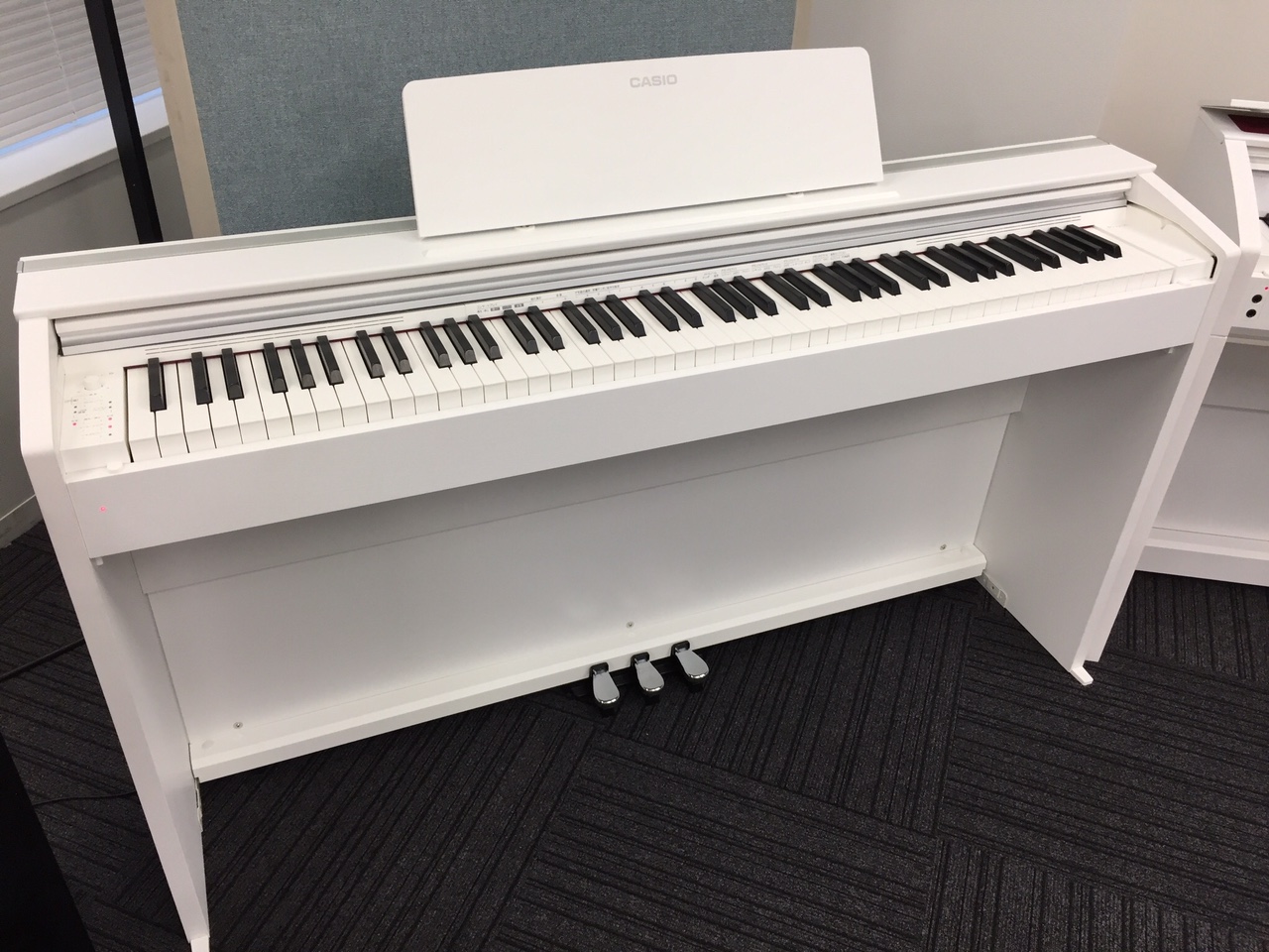 入門用に大好評の電子ピアノCASIO PX-2000GP～ピアノアドバイザー新庄