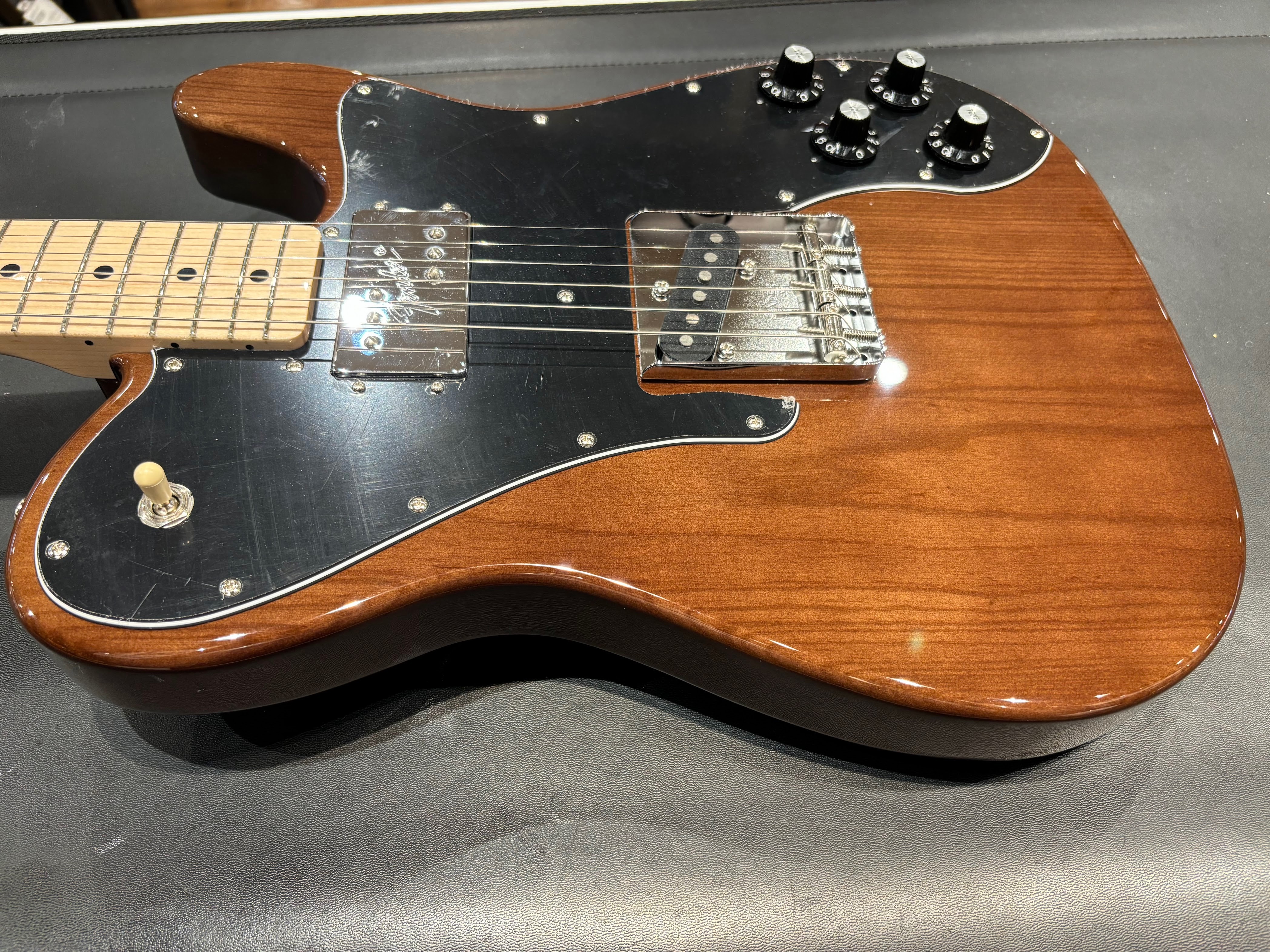 エレキギター】島村楽器限定カラーのフェンダーテレキャスターカスタム