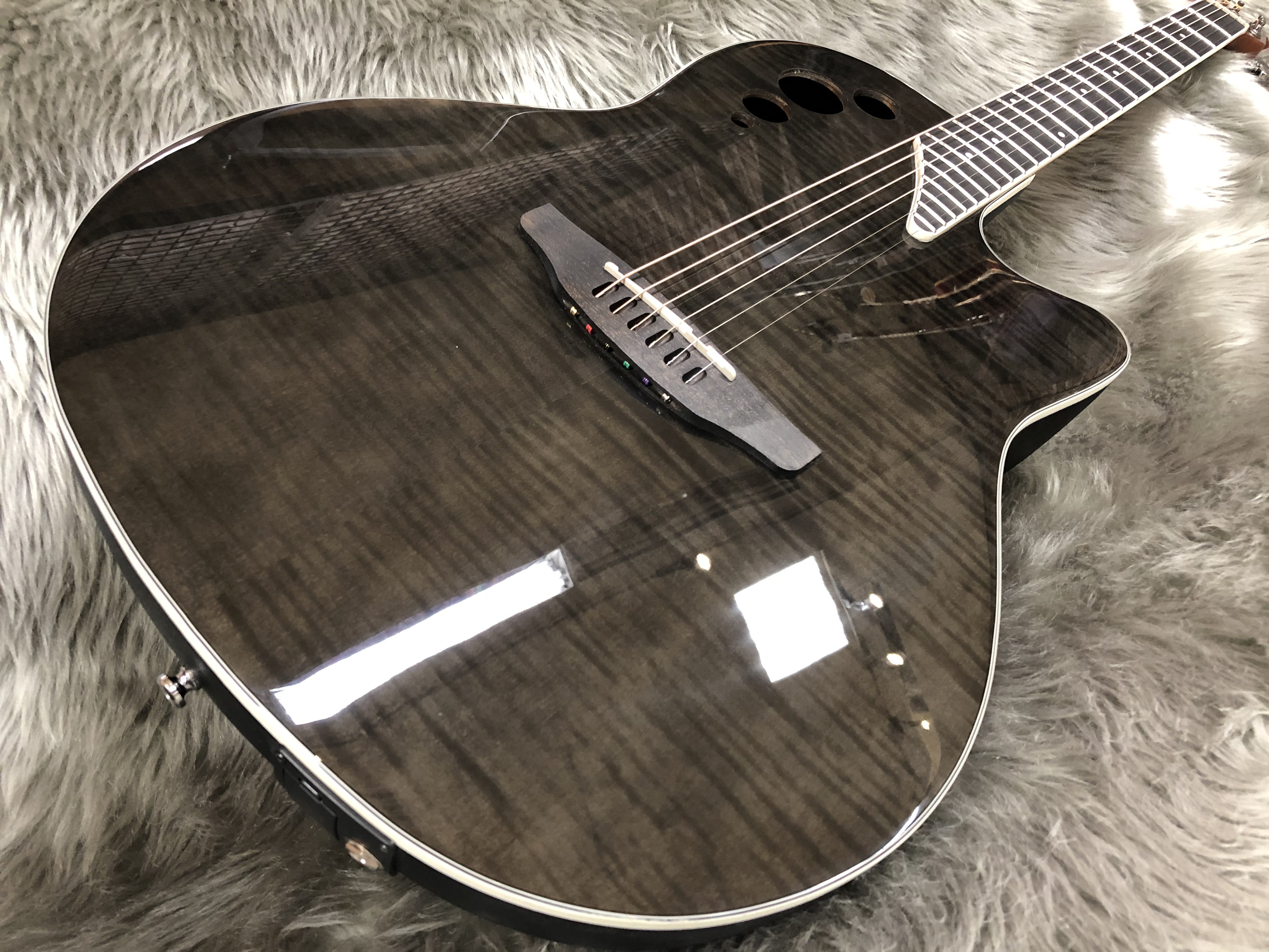 エレアコ】Applause by Ovation AE44II入荷しました！【限定モデル