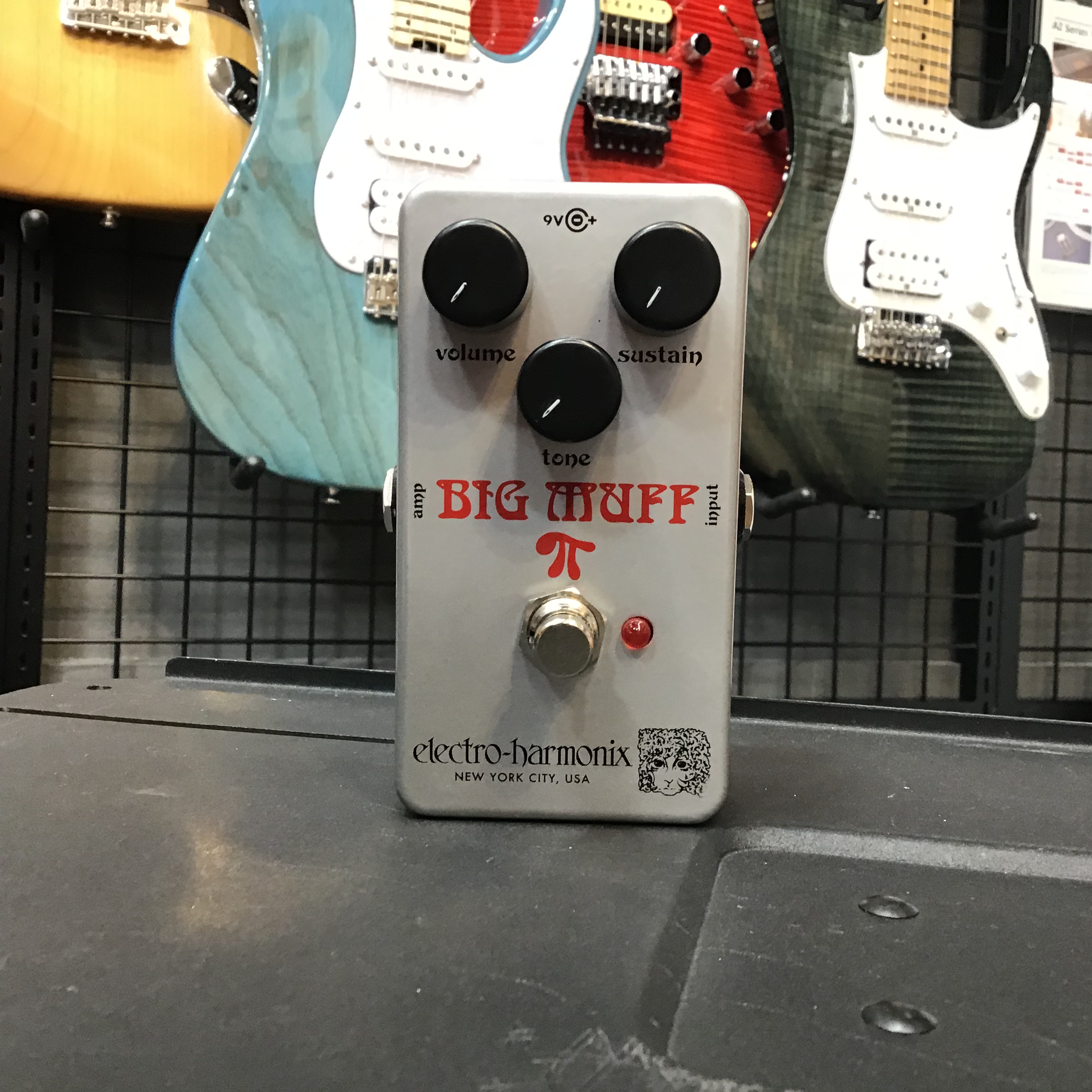 Electro Harmonix Ram's Head Big Muff Pi、入荷しています！｜島村