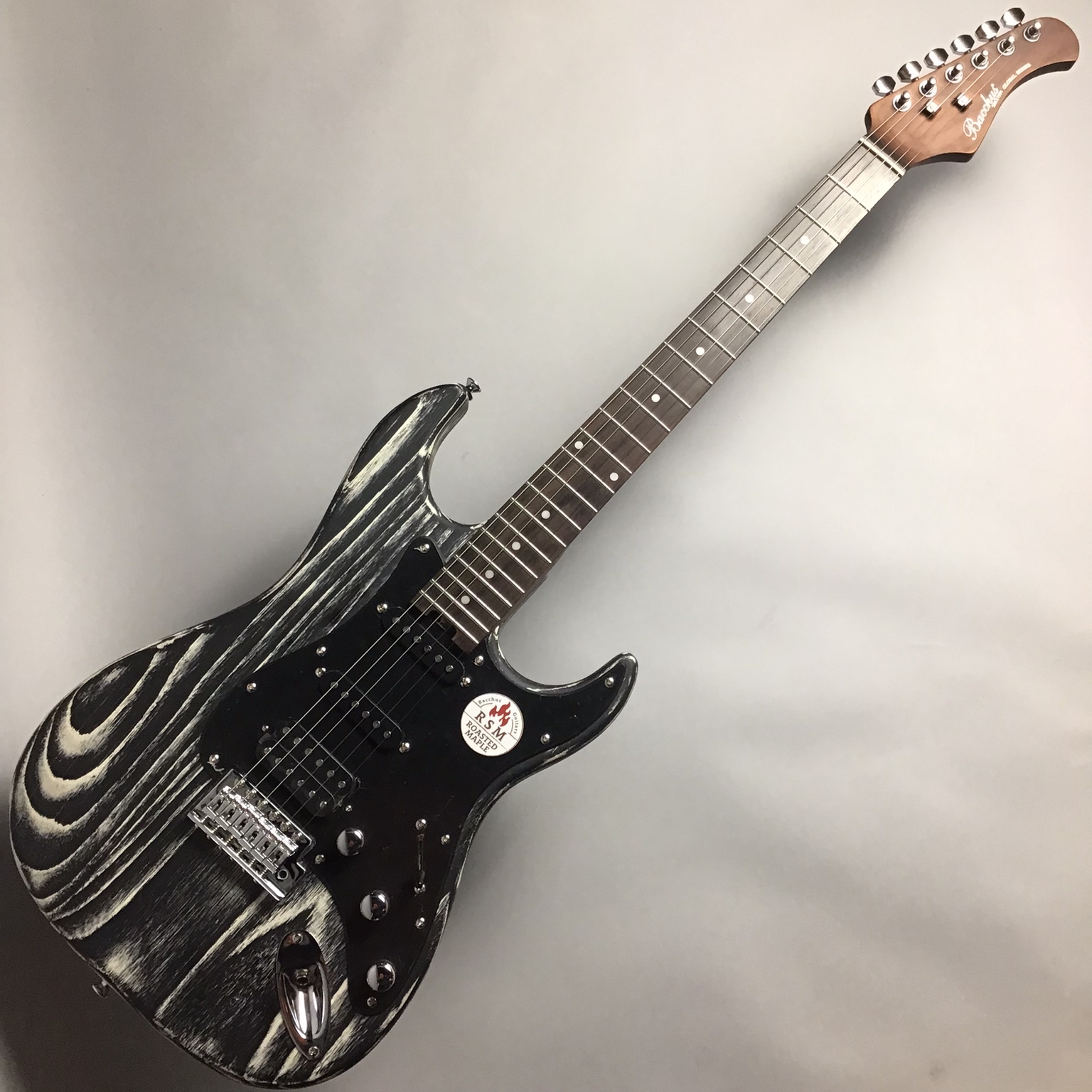 ギター入荷速報！】Bacchus (バッカス) SGS-ASH RSM (Black and White