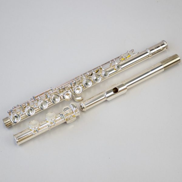 中古楽器情報】YAMAHA『YFL211（フルート）』入荷致しました！｜島村