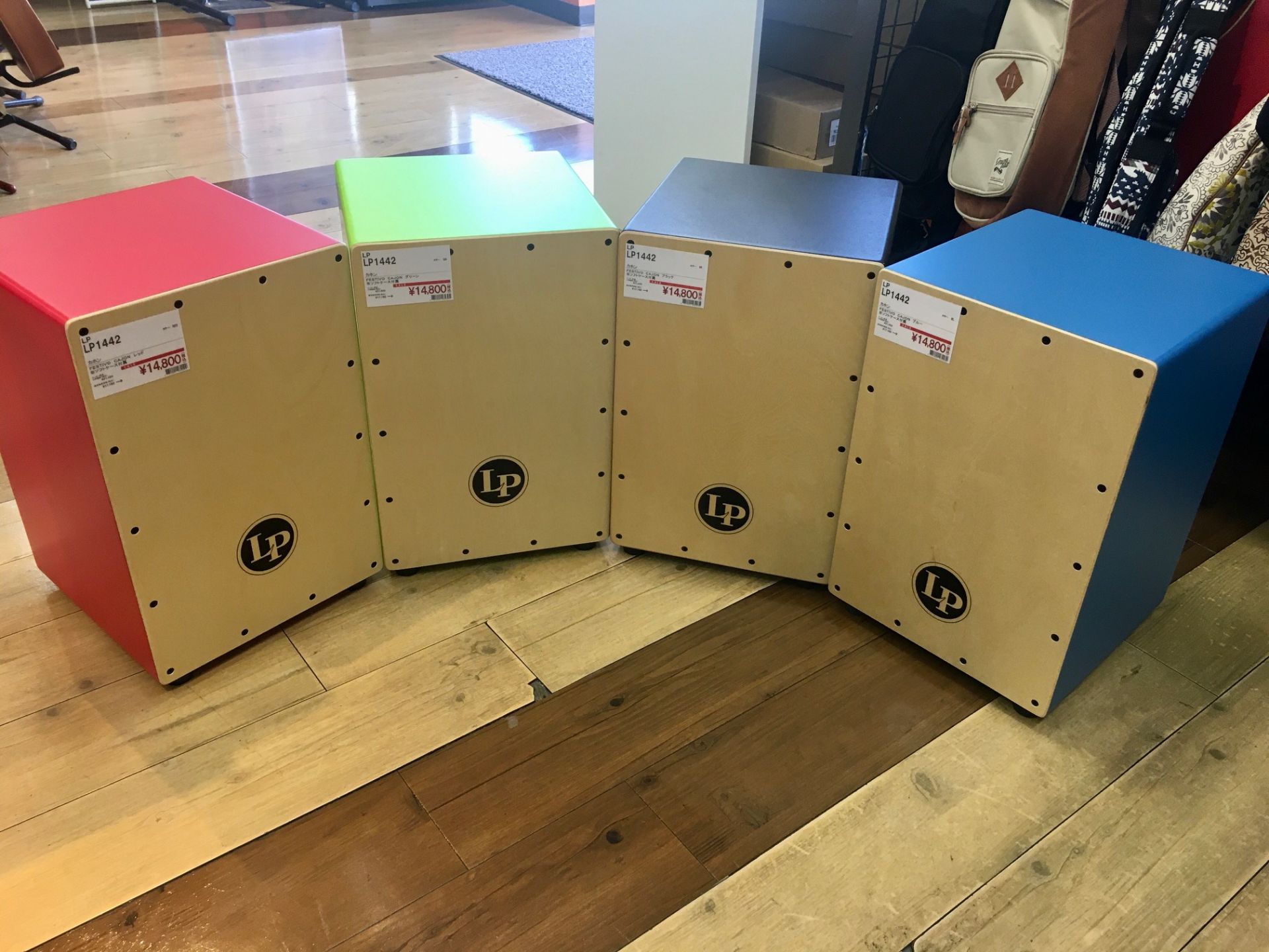 新入荷】カラフルなカホン入荷しましたー♪｜島村楽器 りんくう