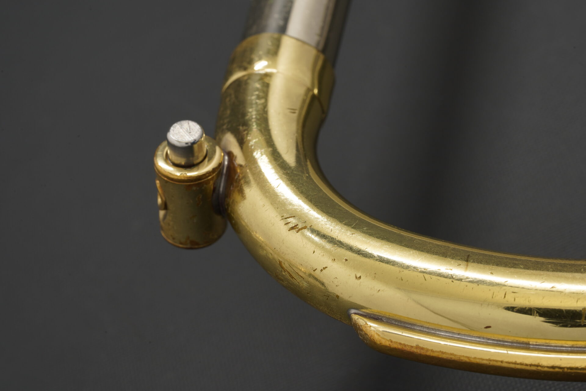 中古管楽器の再生・販売】は伸和ピアノ株式会社