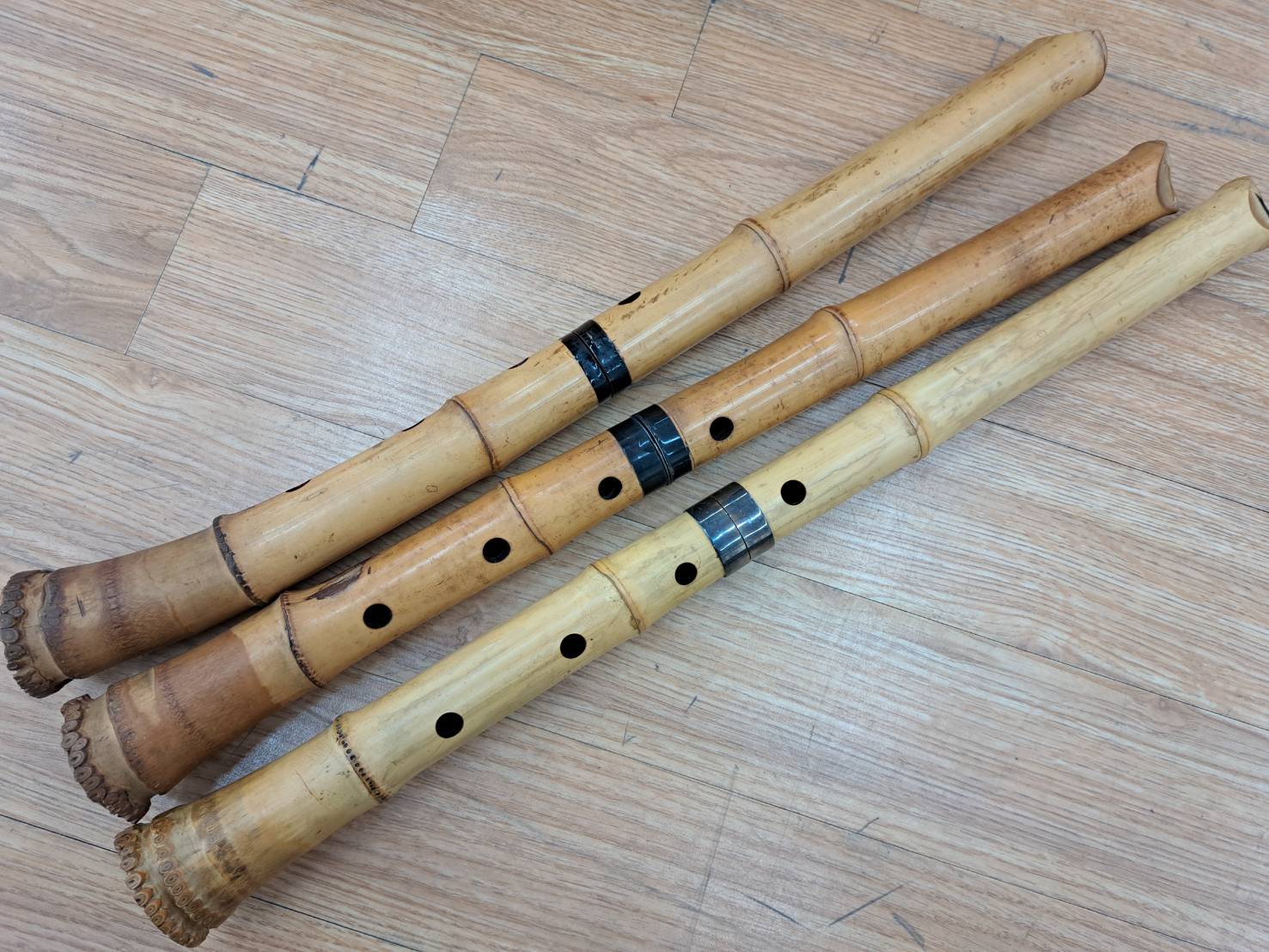 琴古流 尺八（在銘 竹治、龍川、康亘）三本 | 新栄堂