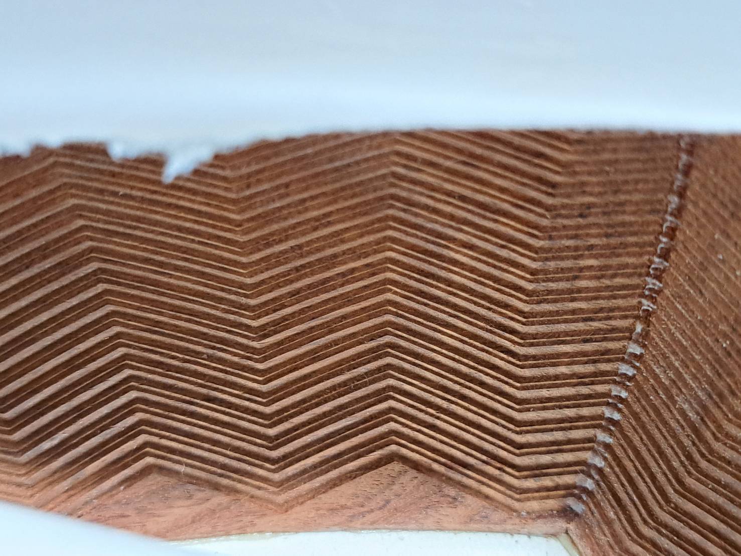 三味線 金細 子持ち綾杉彫り | 新栄堂