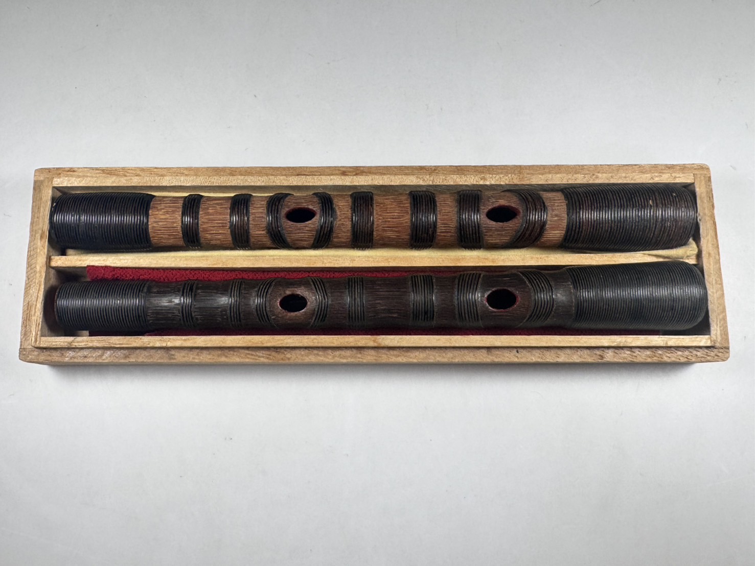 樺巻篳篥（古管）、藤巻篳篥、扇型篳篥管箱（蒔絵） 雅楽 和楽器 | 新栄堂