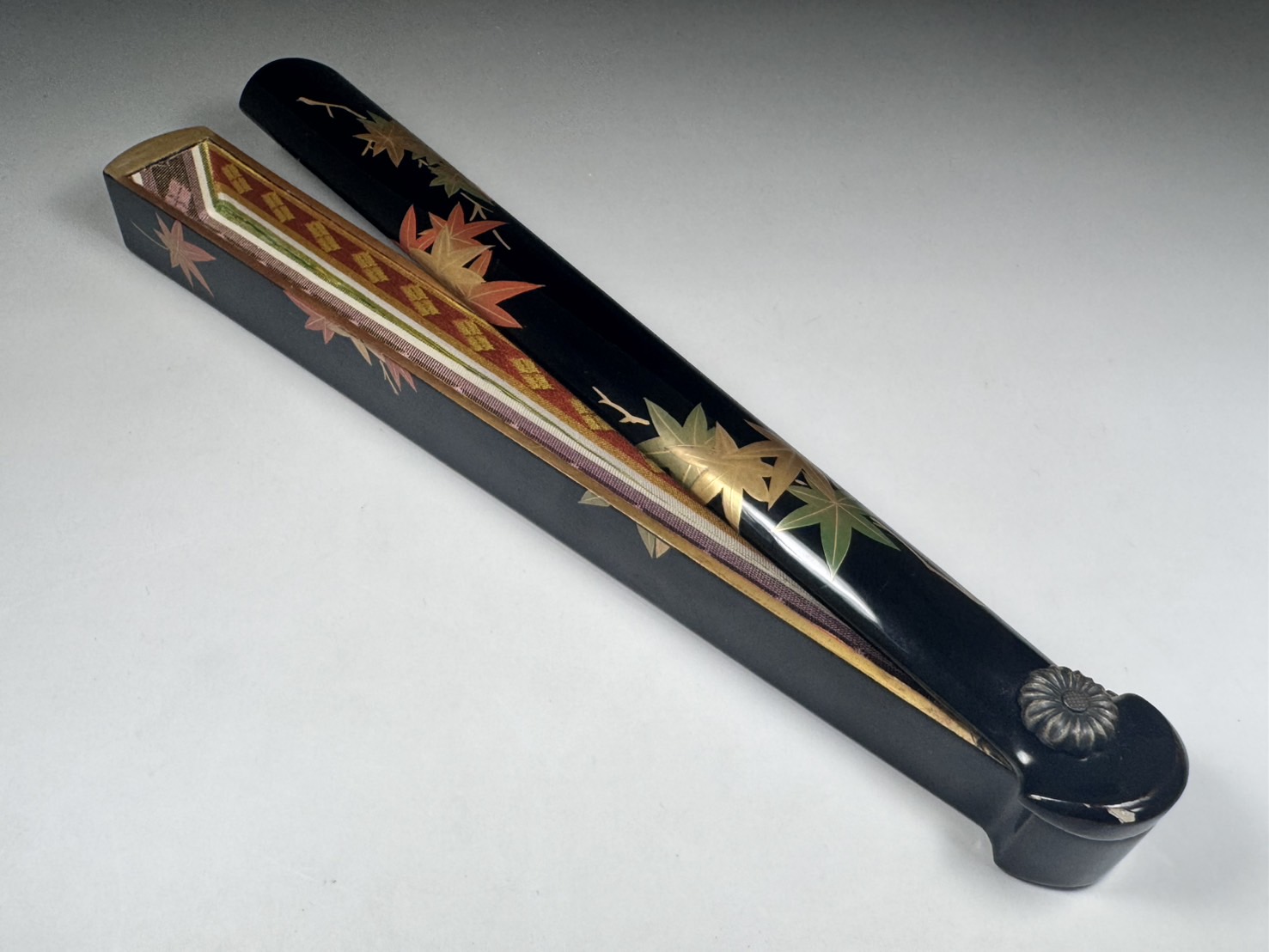 樺巻篳篥（古管）、藤巻篳篥、扇型篳篥管箱（蒔絵） 雅楽 和楽器 | 新栄堂