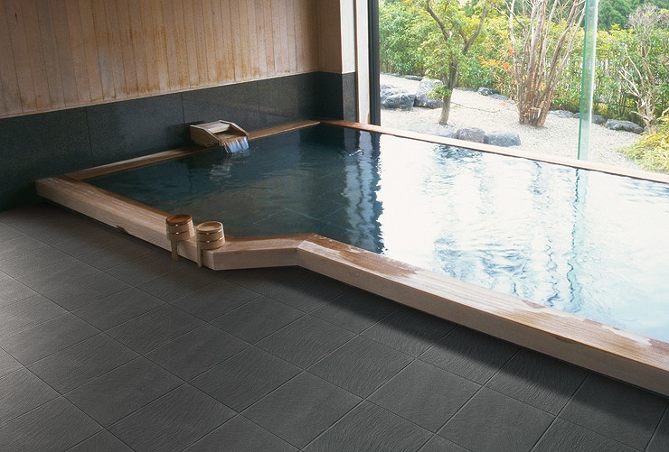 サーモタイル スレートⅡ 300mm・200mm角平(浴室床タイプ) – 新興窯業