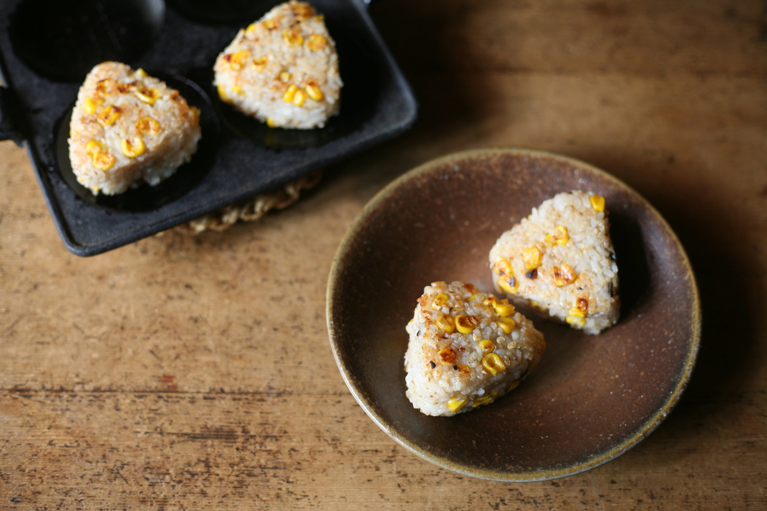 ミツ脚 小皿 9枚 備前焼 109 ミツ脚 小皿 9枚 備前焼 109 最高 の