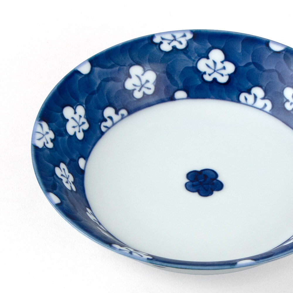 古染風梅紋 銘々皿（丸型・縁絵） ｜ 有田焼の源右衛門窯公式