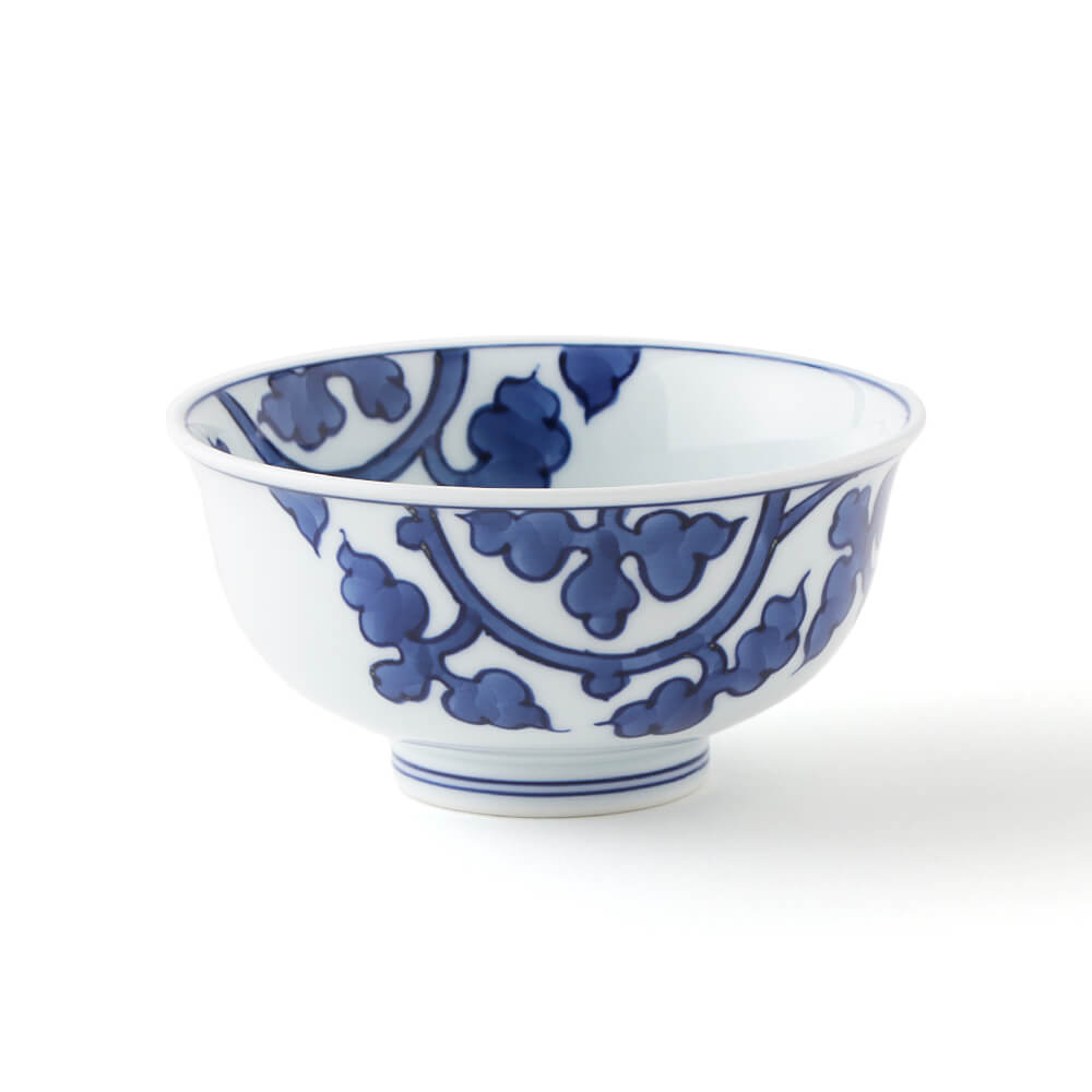 染付唐草文 飯碗 ｜ 有田焼の源右衛門窯公式オンラインショップ