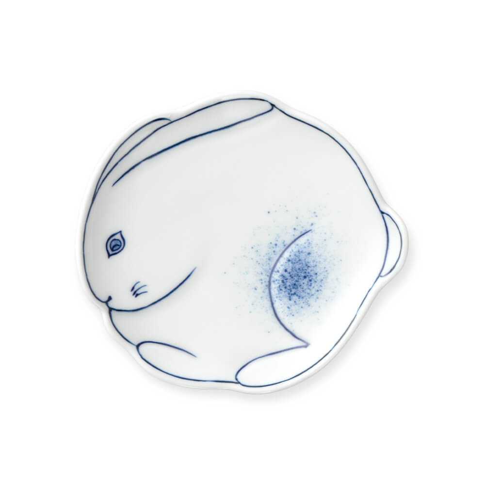 染付吹墨兎型 小皿 ｜ 有田焼の源右衛門窯公式オンラインショップ
