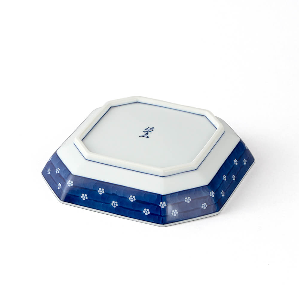 染付梅地紋 方皿 ｜ 有田焼の源右衛門窯公式オンラインショップ