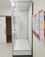 特注大型展示ケース【ショーケース販売の徳山】