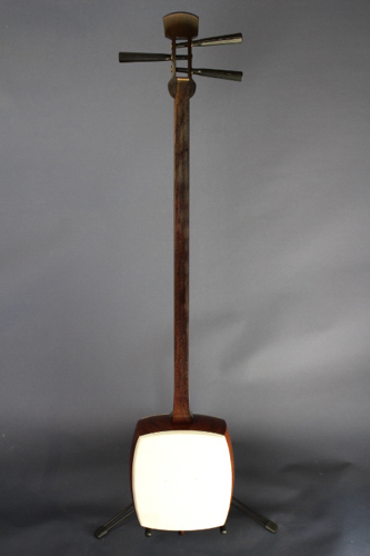 中古三味線の掲載品 細棹(長唄・小唄・端唄) 三味線店 三萃園