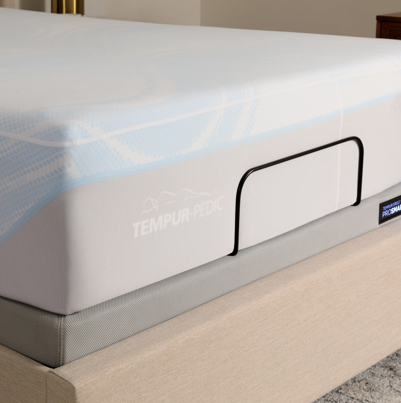 Tempur-ActiveBreeze Water Resistant Mattress Cover