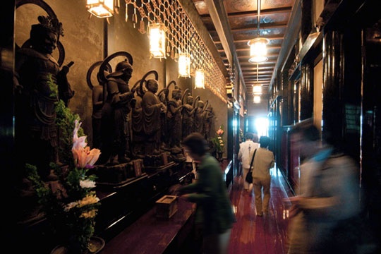 ご本尊 毘沙門天王 - 信貴山朝護孫子寺