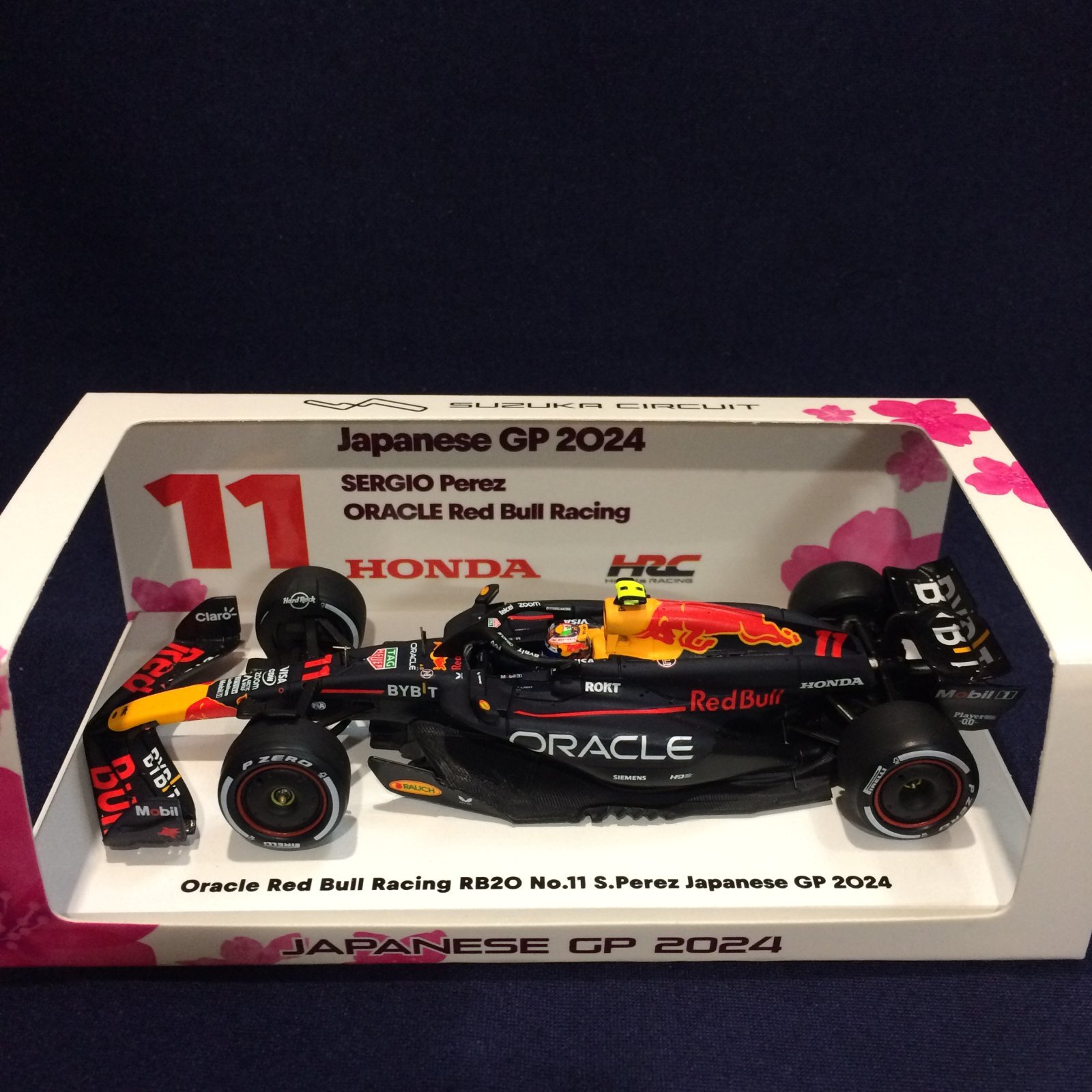 セカンドハンド品○未開封品○鈴鹿サーキット別注○SPARK 1/43 RED