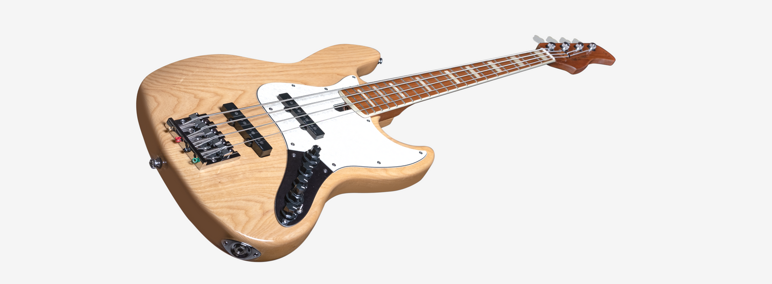 Sire Marcus Miller V8 4-String