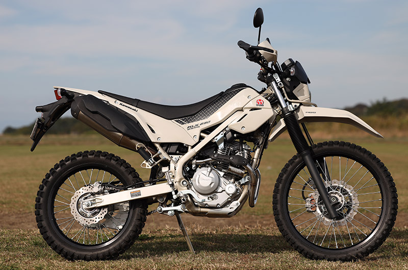 KLX230シェルパ / S / SM / DF (8BK-LX232A) POWERBOXパイプ ※ 只今ご