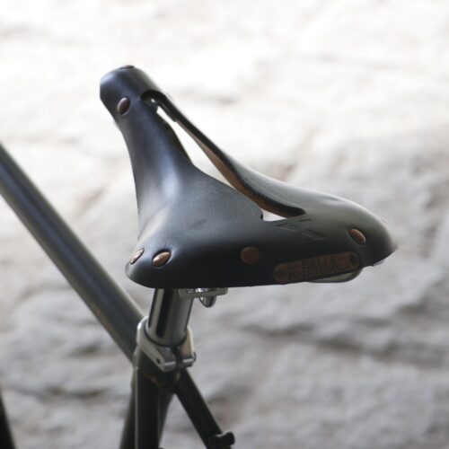 BLOG グラベルバイクとも相性抜群。ネオクラシックスタイルの超快適