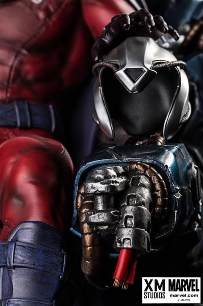 MAGNETO 1/4 Scale Statue (Comics Version) by XM STUDIOS