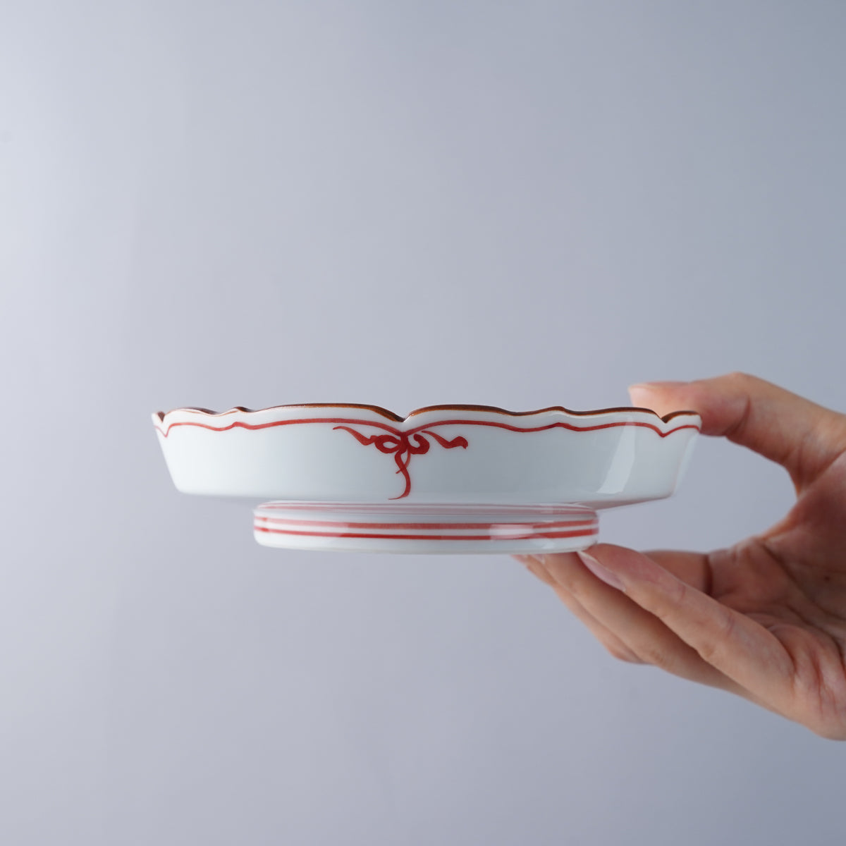 波佐見焼 瓔珞紋 桔梗渕立平皿 12.5cm 洸琳窯の通販｜【公式】スタジオ