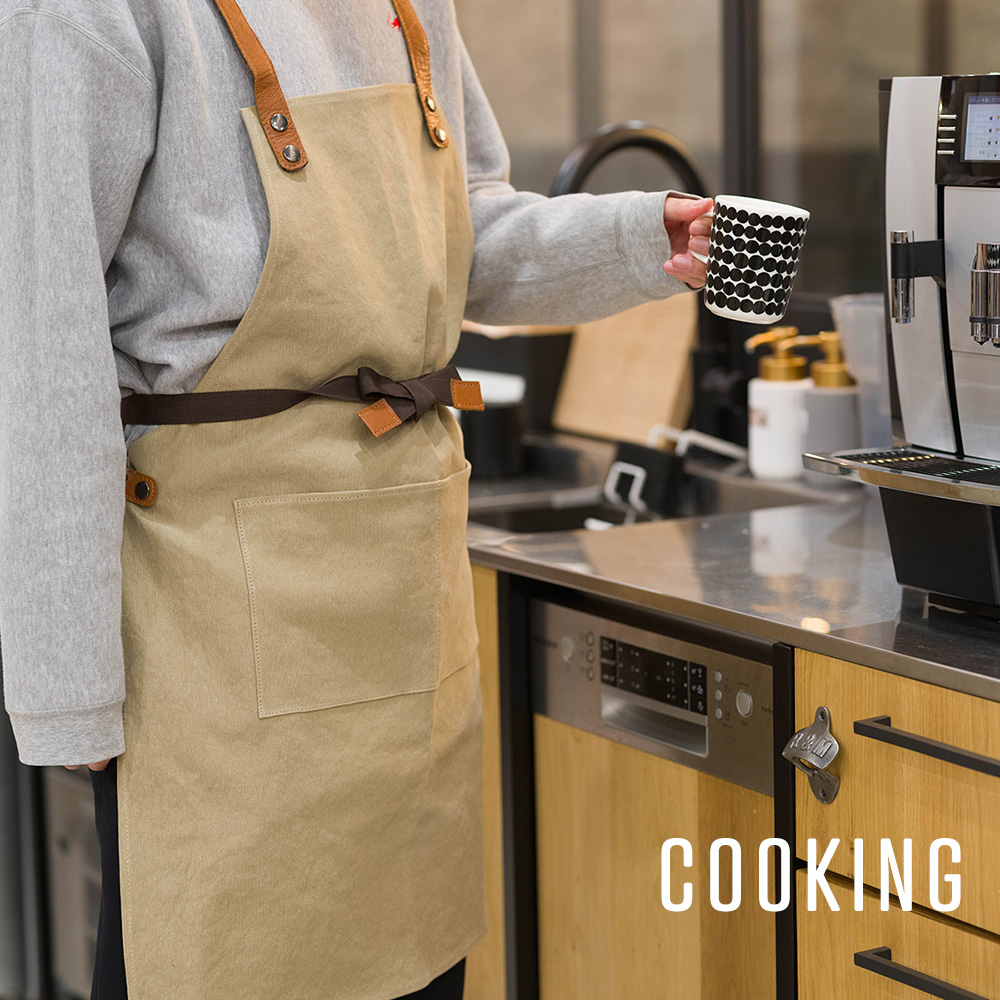 アクセントレザーエプロン KARANA ATELIER・カラナアトリエ