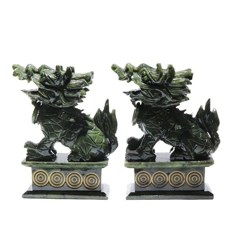 置物 彫り物 麒麟 岫岩玉 約15cm 中国産 一対 縁起物 平和 厄除け