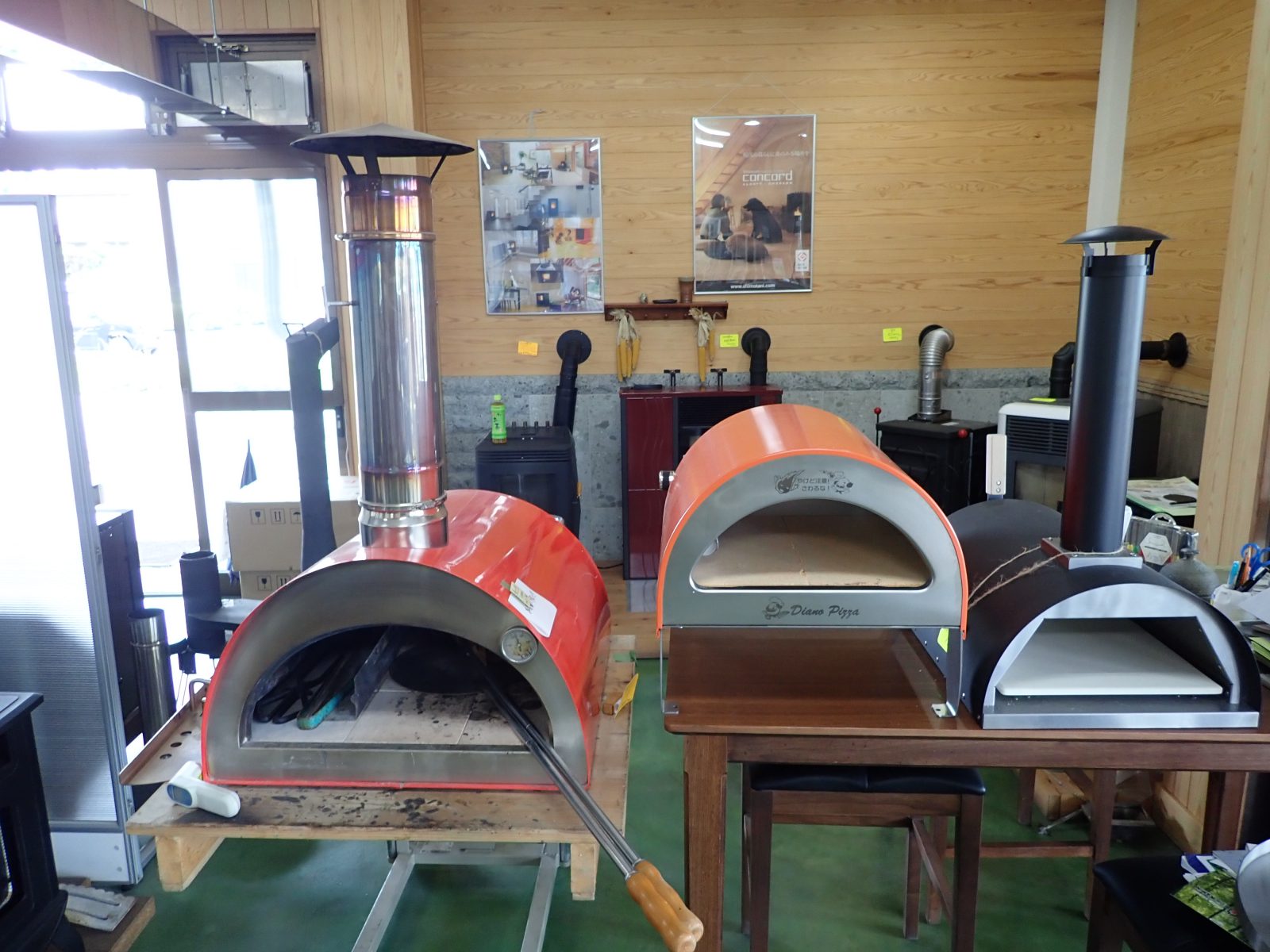 プロパンガス仕様のピザ窯登場 ｜ 焔(HOMRA) – Pellet & Wood Stove
