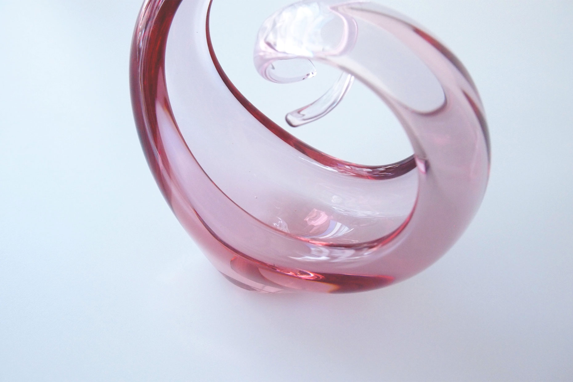 ハートクルヴァ：フラワーベース | 一輪挿し | Sghr