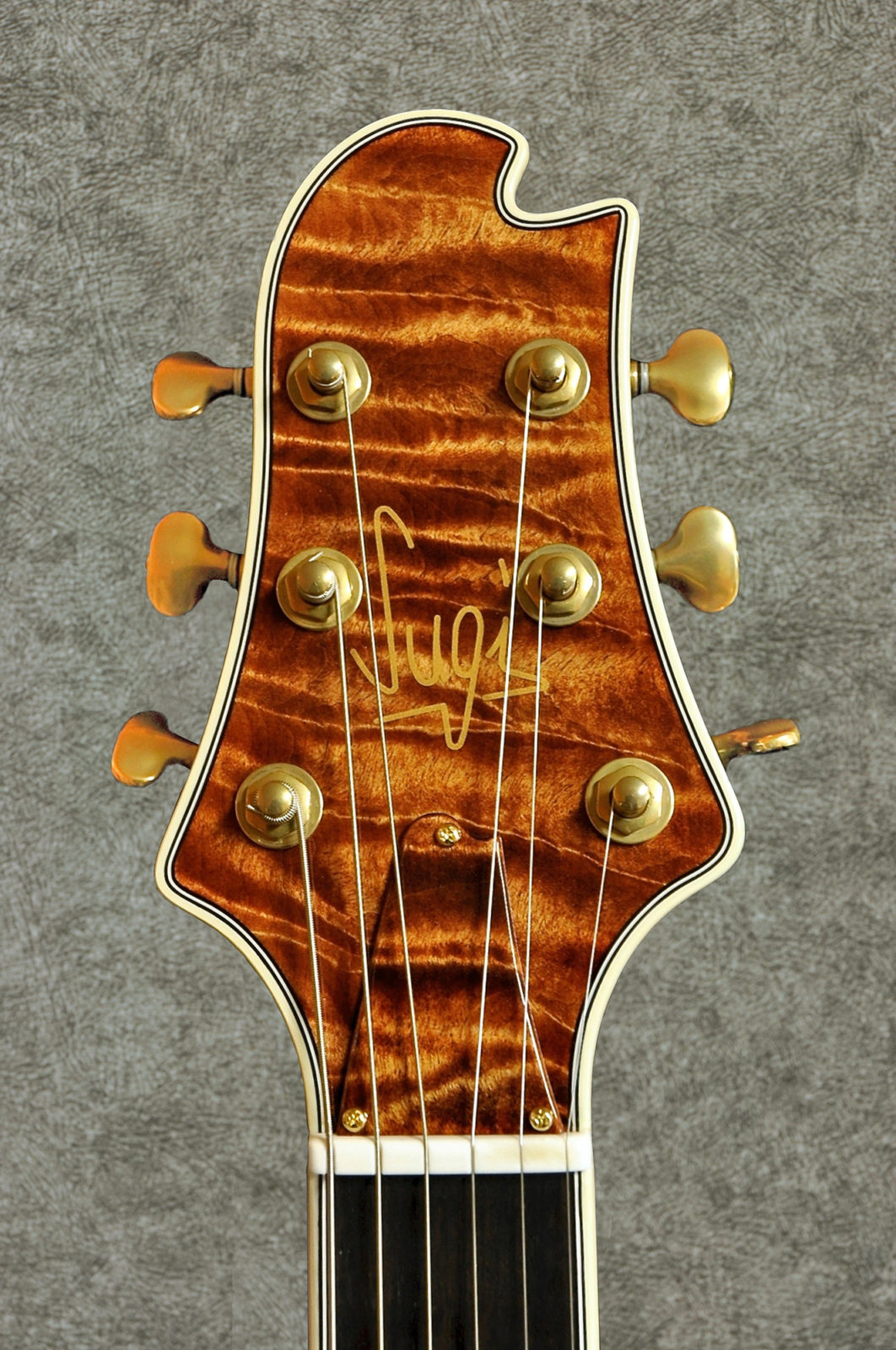 SH605 / Guitars : Sugi Japan - Sugi Guitars / スギギター