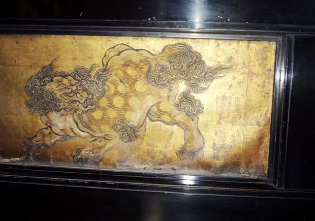 紙本金地著色 唐獅子図3面（狩野山楽筆) （養源院）
