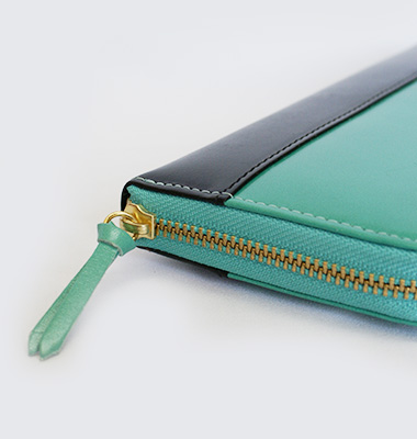 バイカラー ラウンド長財布| 株式会社サンレオ