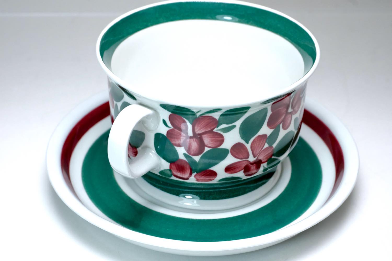 北欧ビンテージ食器/ARABIA アラビア PURPURI JENKKA ティーカップ