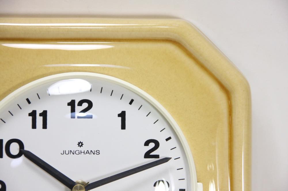 ビンテージ陶製壁掛け時計／Junghans製／ユンハンス／ドイツ／クリーム